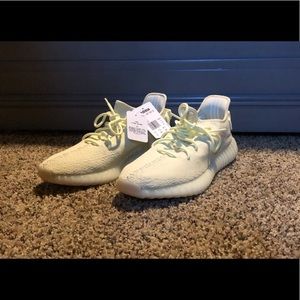 Yeezy boost 350 v2